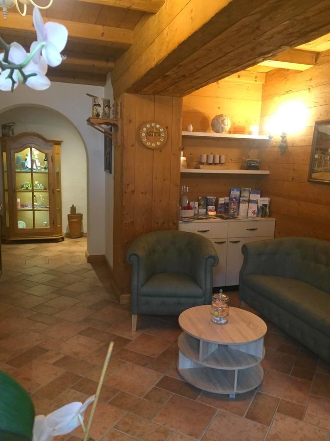 Landgasthof Kirchmayer Farchant Exterior foto